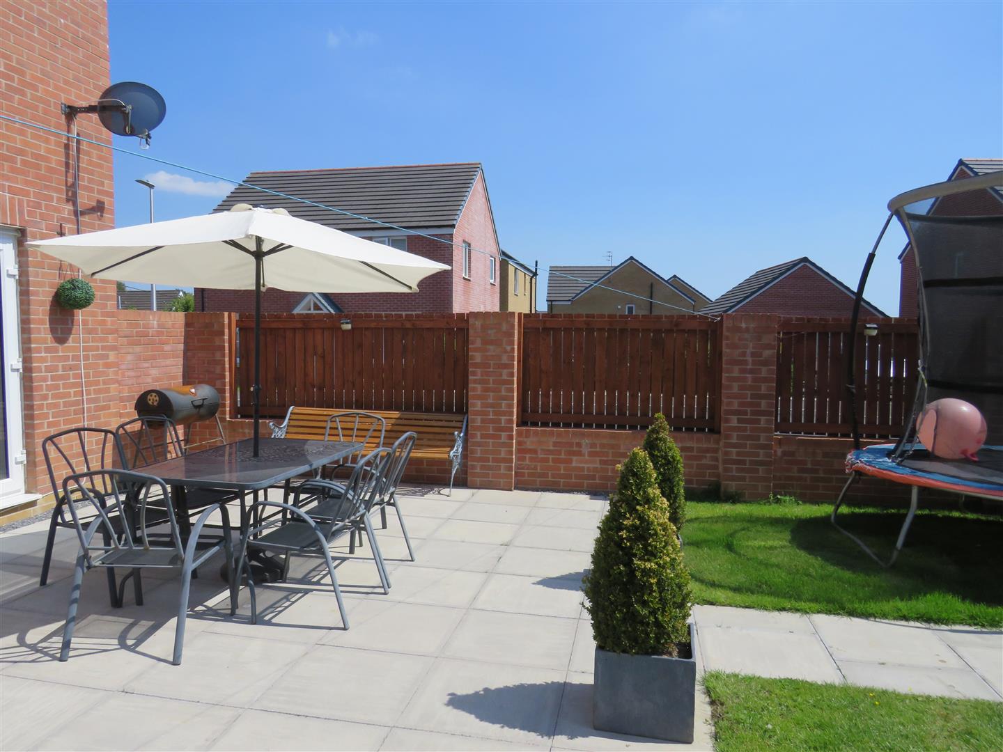 Maes Y Glo, Bryn, Llanelli, Carms, SA14 9PZ Property for Sale